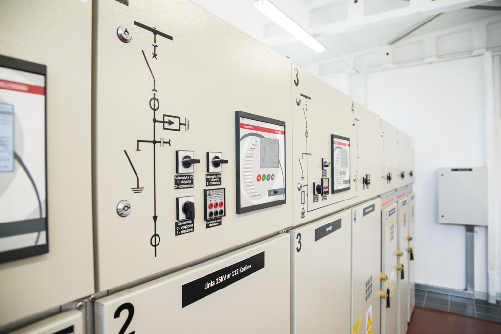 Kompleksowa przebudowa układów elektroenergetycznych, sterowania, automatyki i instalacji EW Rościno